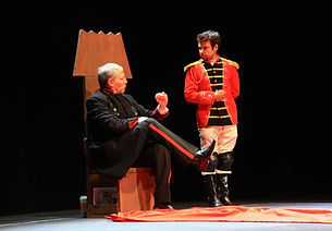 El panfleto del rey y su lacayo